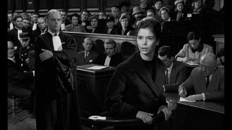 Screen capture from La vérité