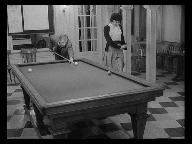 Screen capture from Vivre sa vie