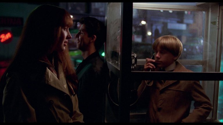 Screen capture from I Wanna Hold Your Hand