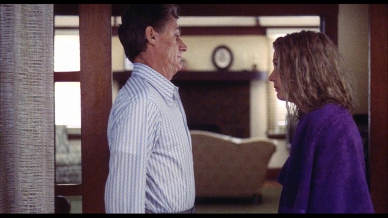 Screen capture from A Woman Under the Influence