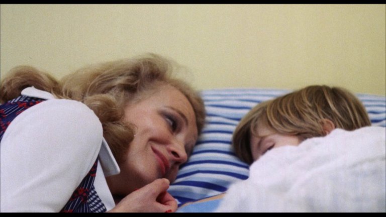 Screen capture from A Woman Under the Influence