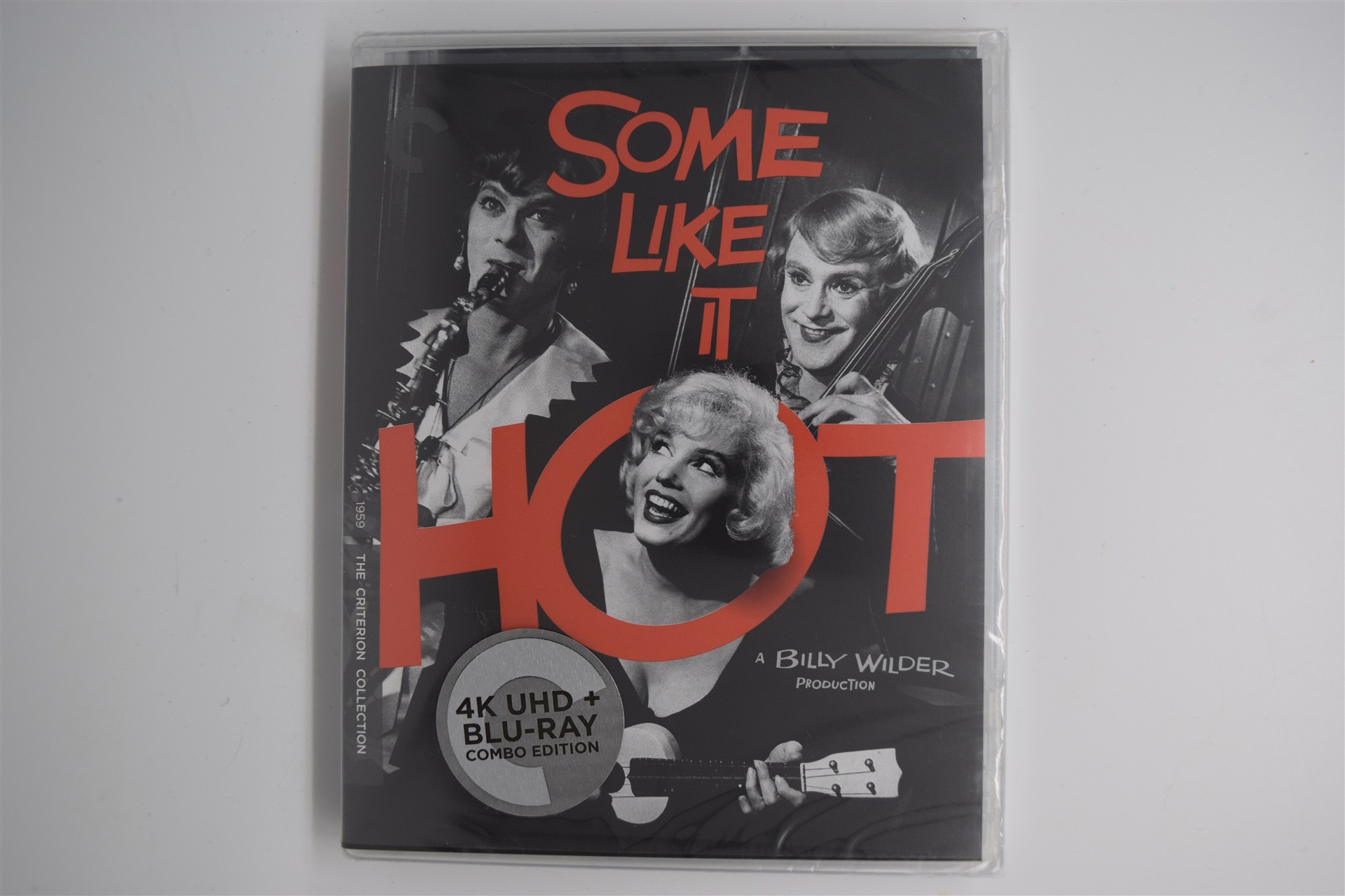 Screen capture from Some Like It Hot