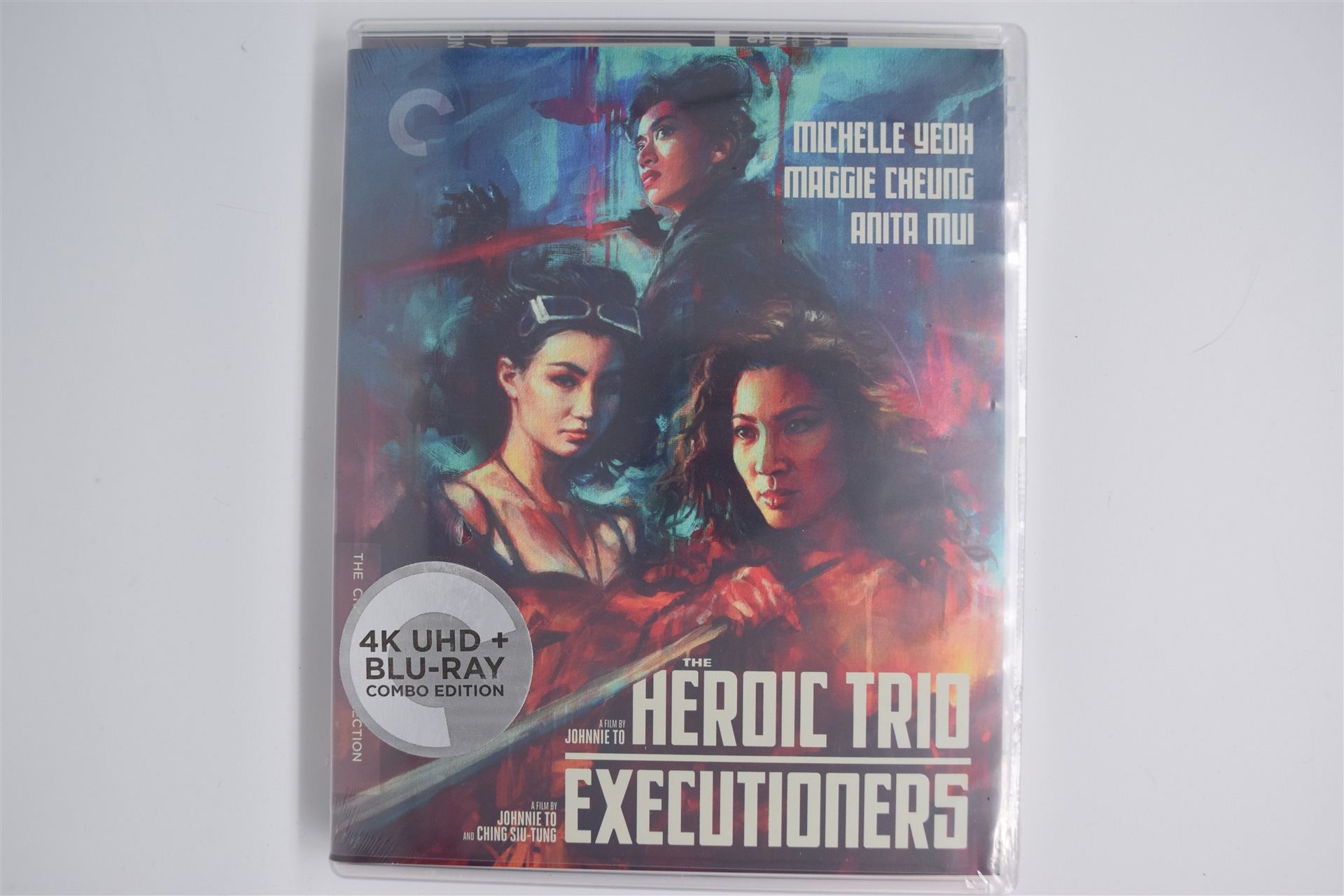 Screen capture from The Heroic Trio / Executioners