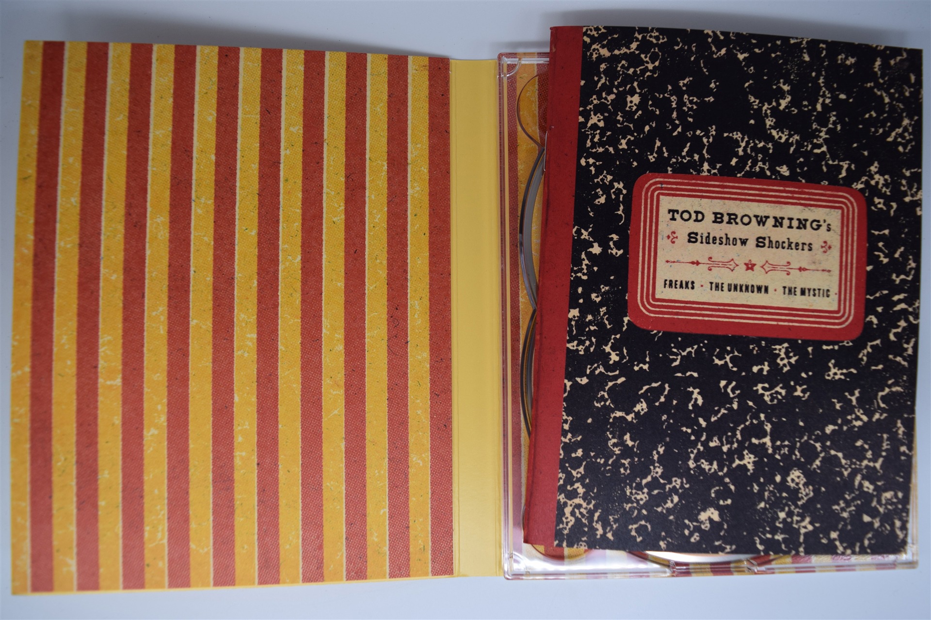 Screen capture from Freaks / The Unknown / The Mystic: Tod Browning’s Sideshow Shockers
