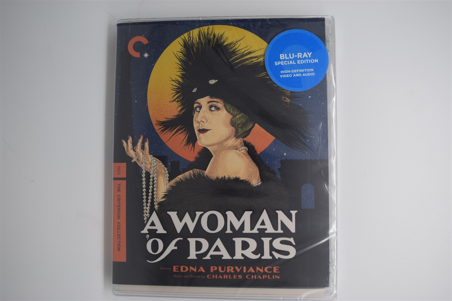 Screen capture from A Woman of Paris