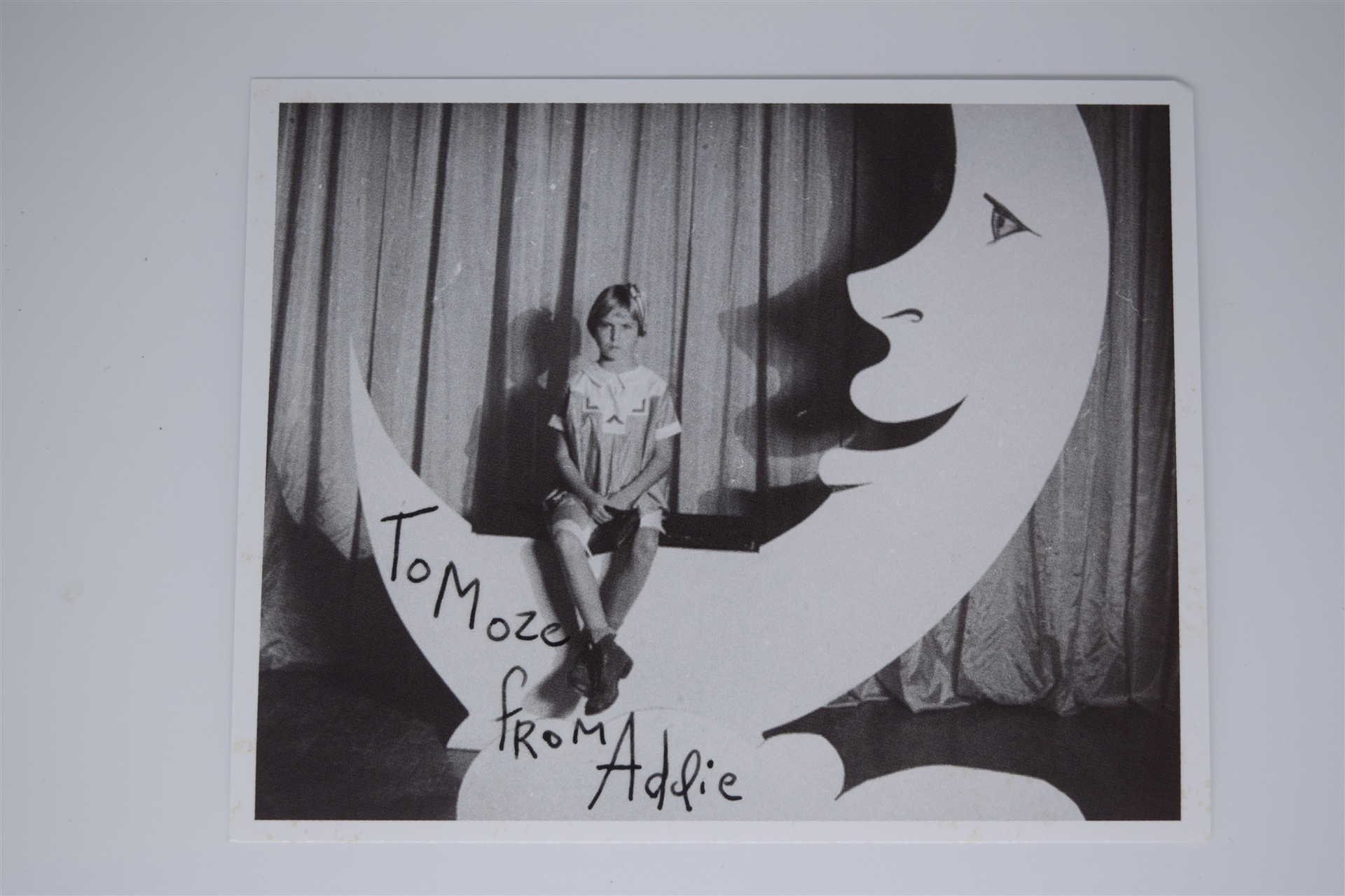Screen capture from Paper Moon
