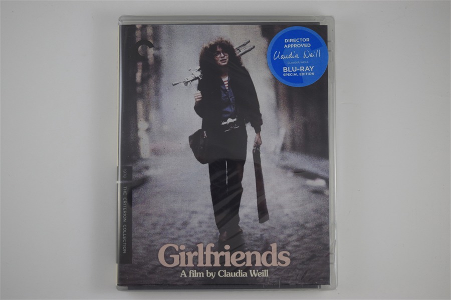Screen capture from Girlfriends