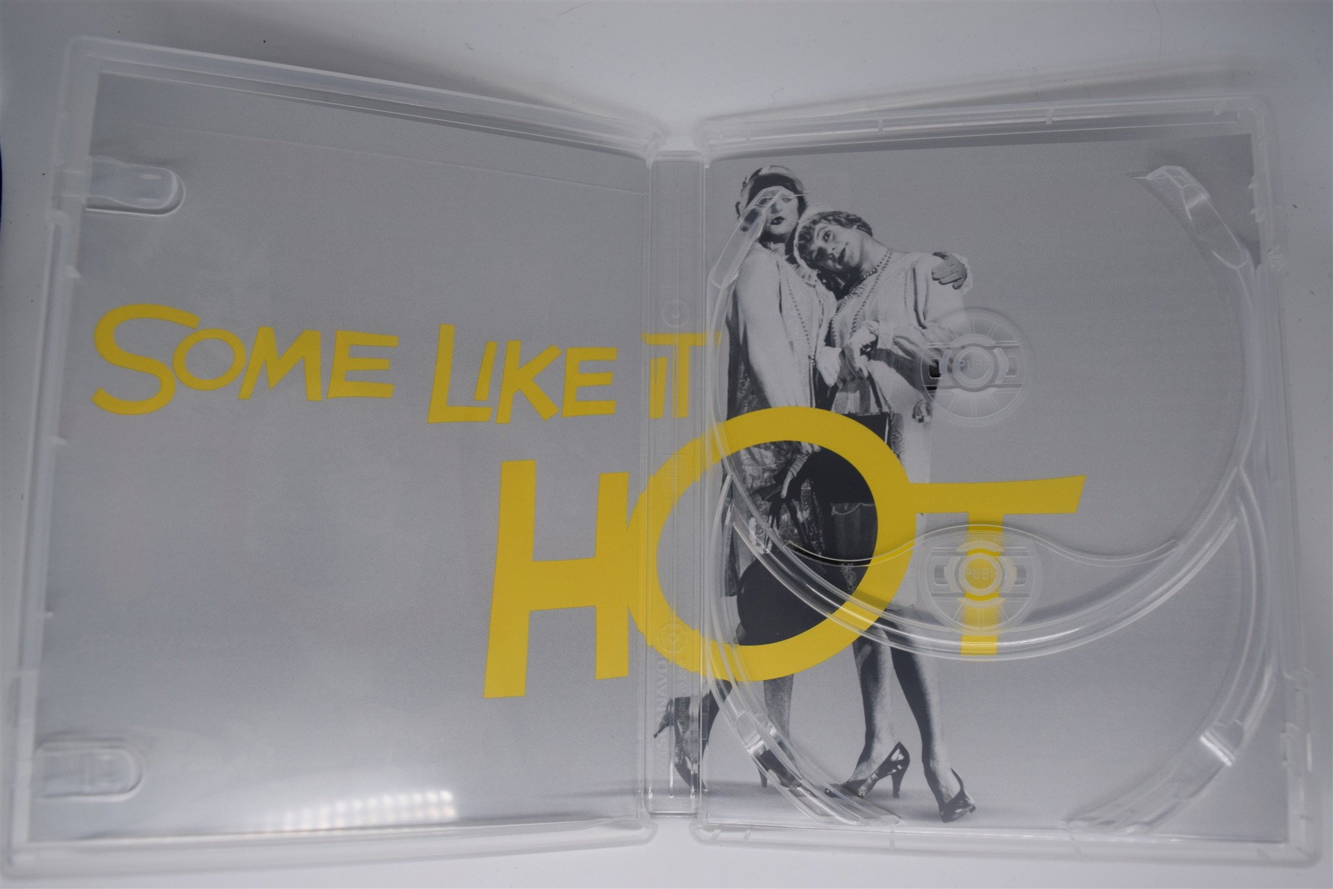 Screen capture from Some Like It Hot
