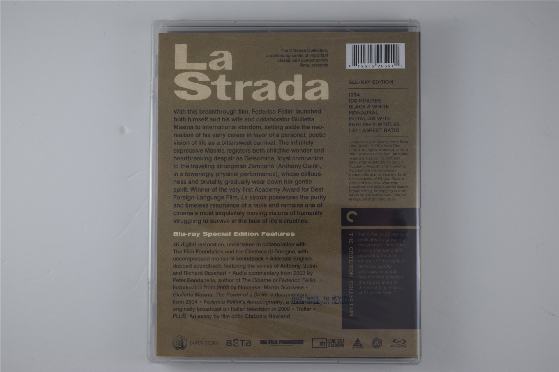 Screen capture from La strada
