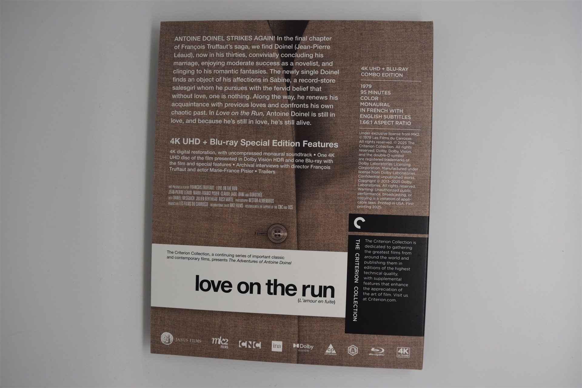 Screen capture from Love on the Run