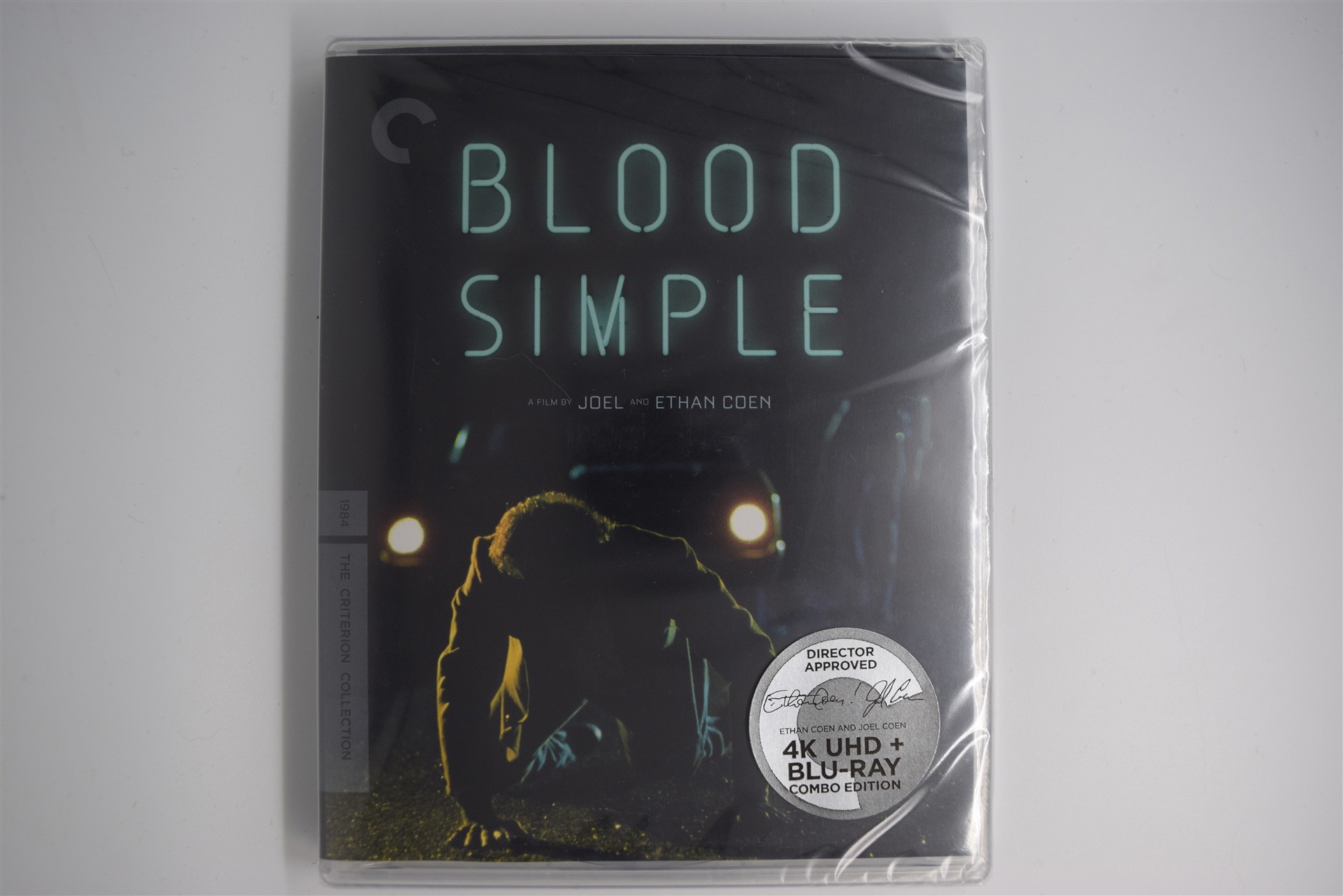 Screen capture from Blood Simple