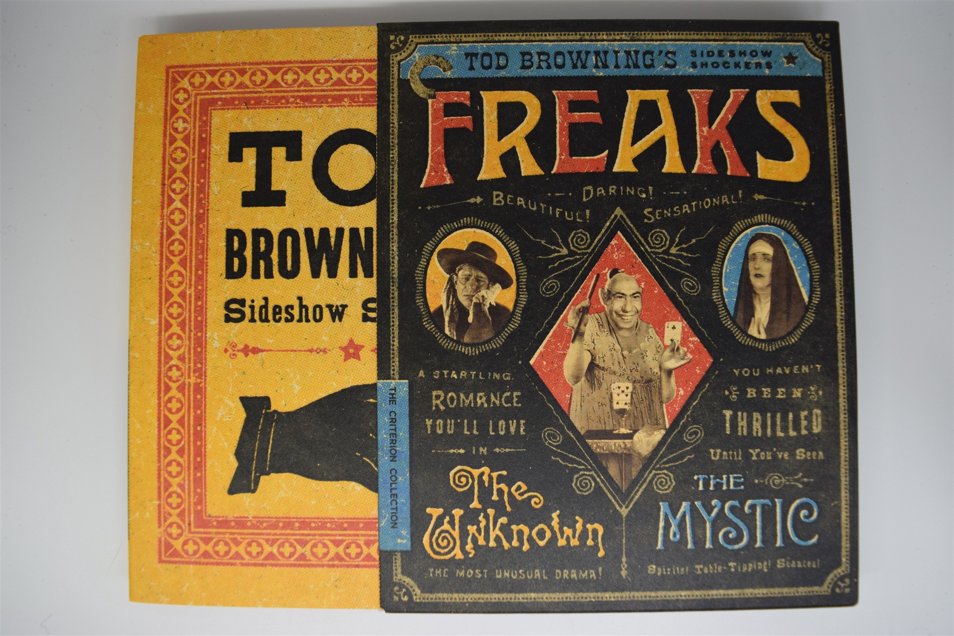 Screen capture from Freaks / The Unknown / The Mystic: Tod Browning’s Sideshow Shockers