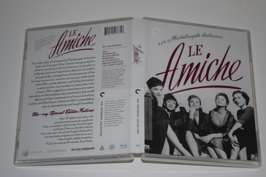 Screen capture from Le amiche