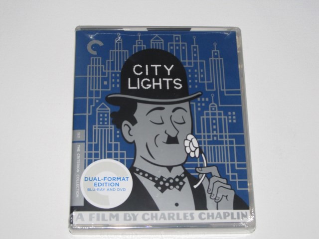 Screen capture from City Lights