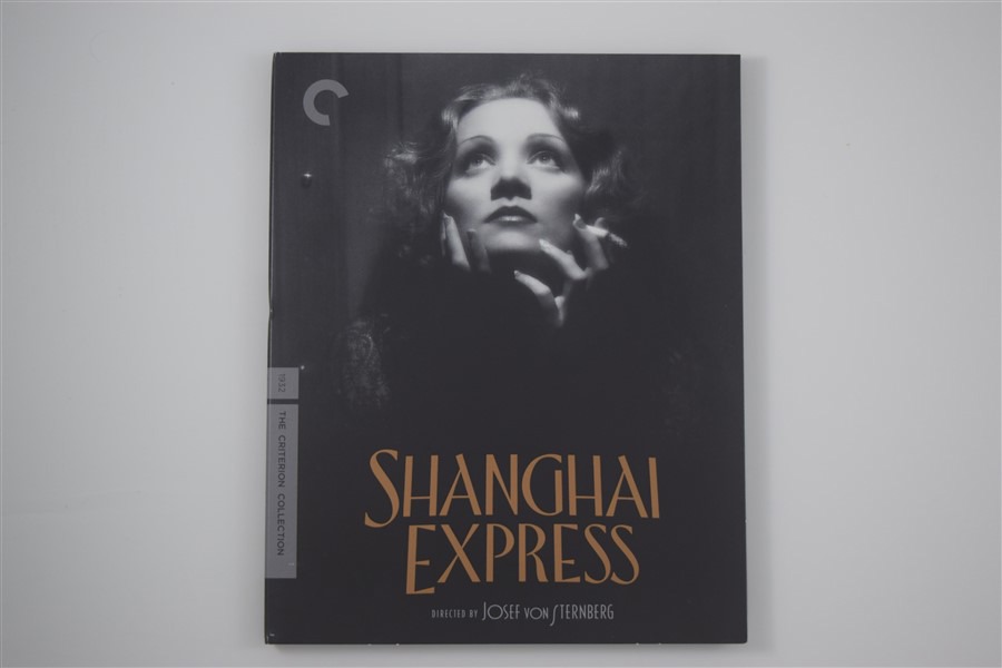 Screen capture from Shanghai Express