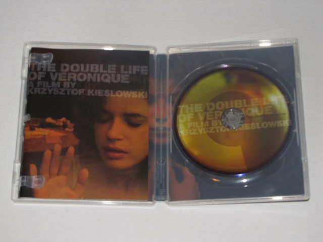 Screen capture from The Double Life of Véronique