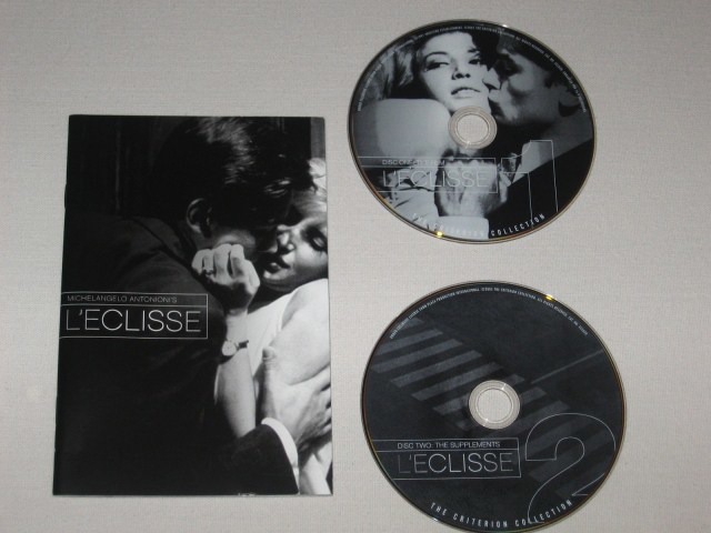 Screen capture from L'eclisse