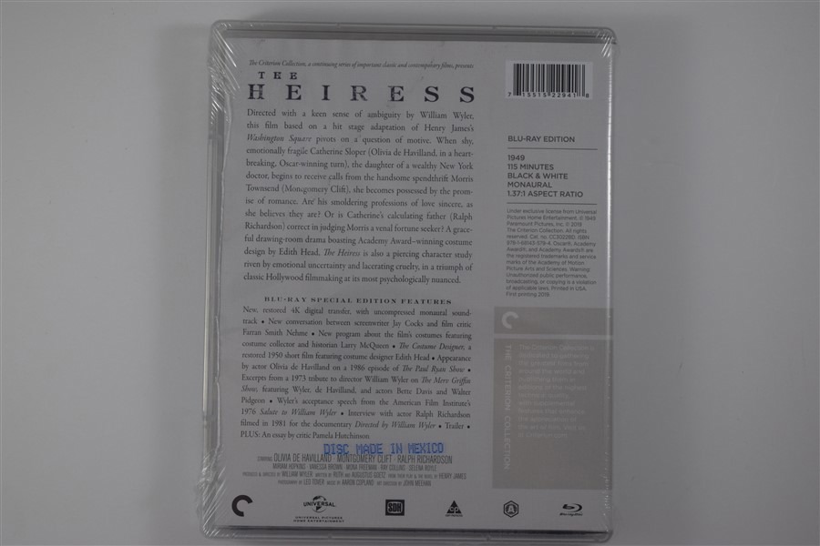 Screen capture from The Heiress