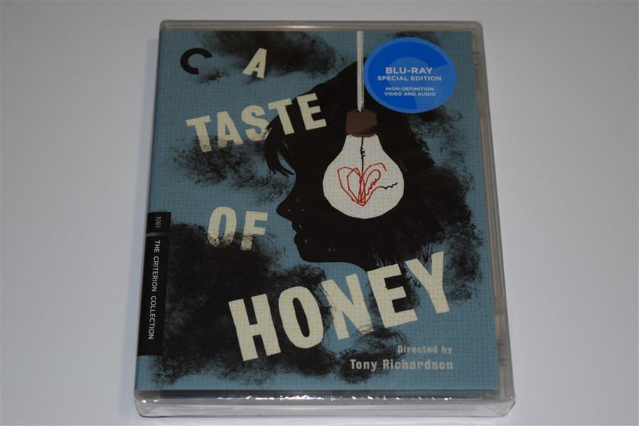 Screen capture from A Taste of Honey