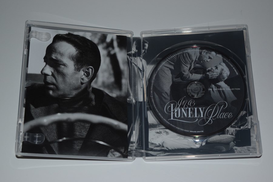 Screen capture from In a Lonely Place