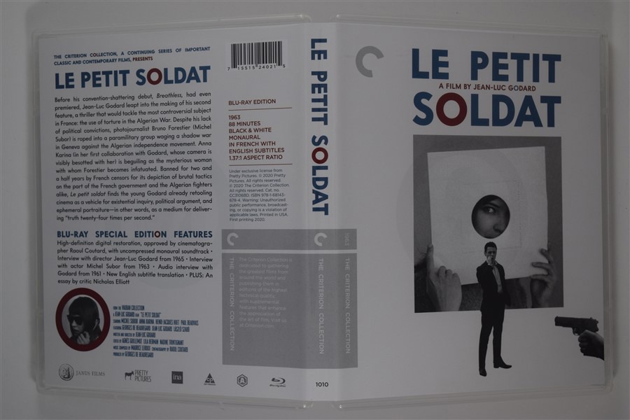 Screen capture from Le petit soldat