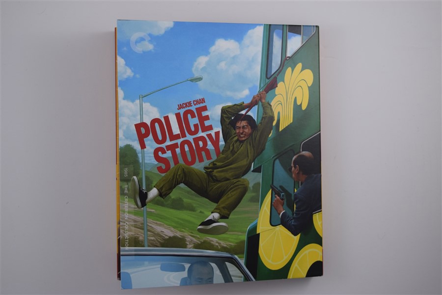 Screen capture from Police Story/Police Story 2
