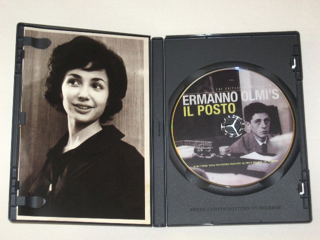 Screen capture from Il Posto