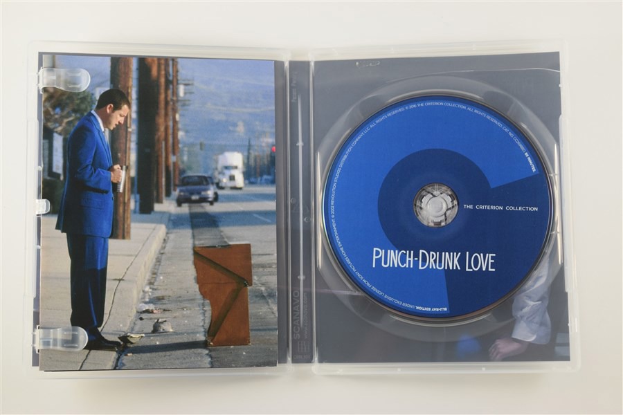 Screen capture from Punch-Drunk Love