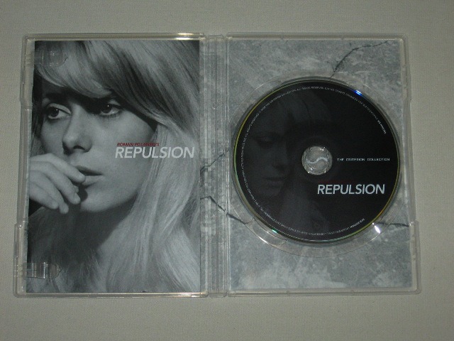 Screen capture from Repulsion