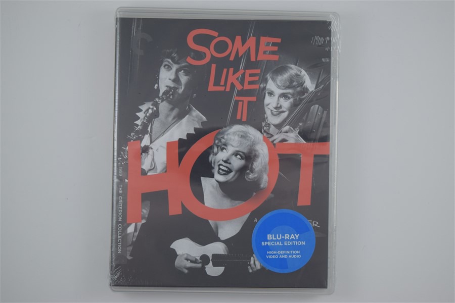 Screen capture from Some Like It Hot