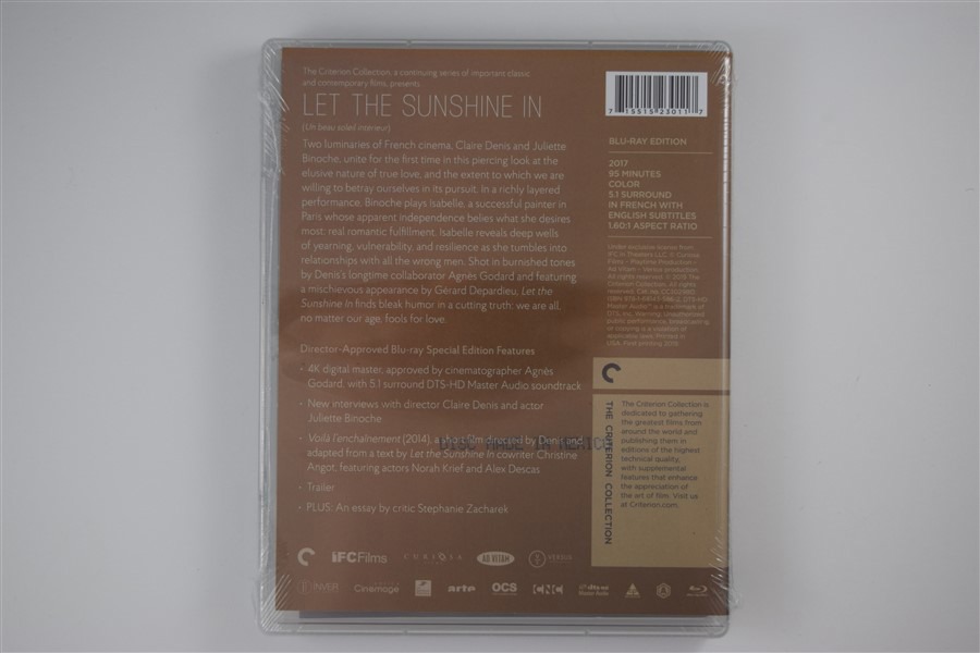 Screen capture from Let the Sunshine In