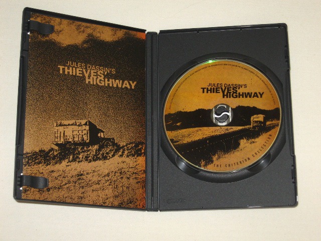 Screen capture from Thieves' Highway