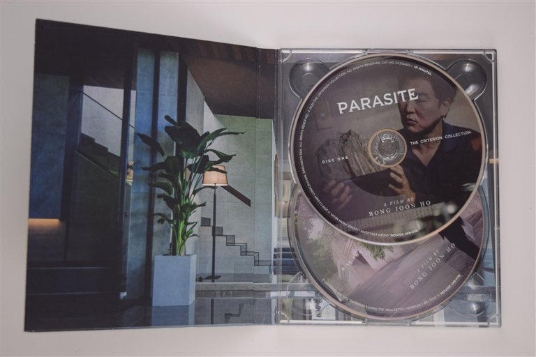 Packaging photo for Parasite