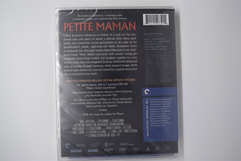 Packaging photo for Petite maman