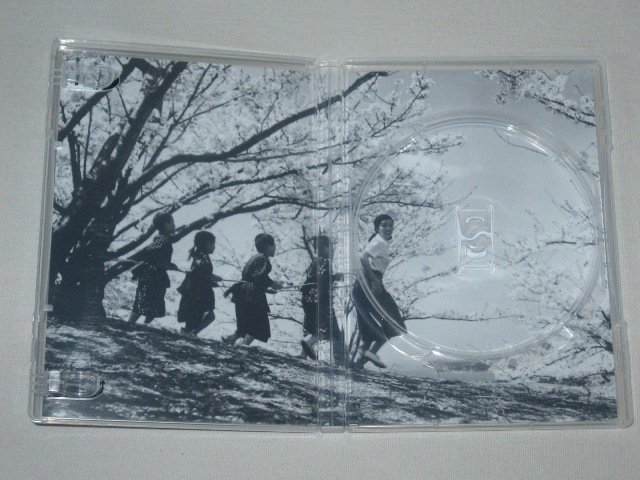Packaging photo for Twenty-Four Eyes