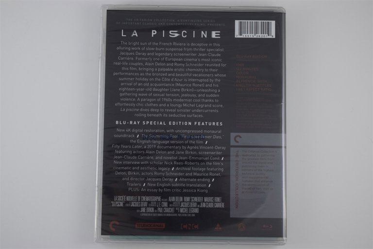 Packaging photo for La piscine