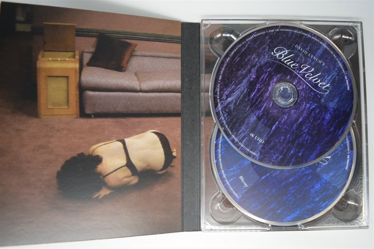 Packaging photo for Blue Velvet
