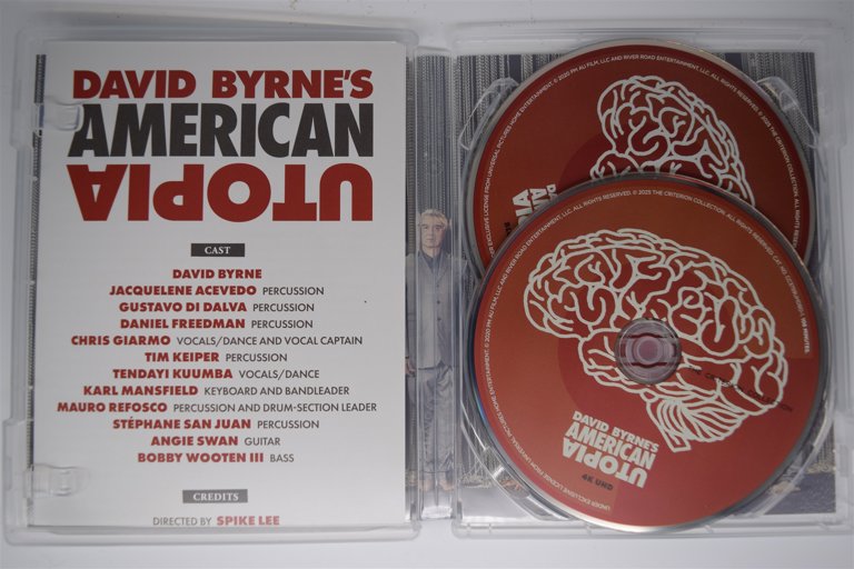 Packaging photo for David Byrne's American Utopia
