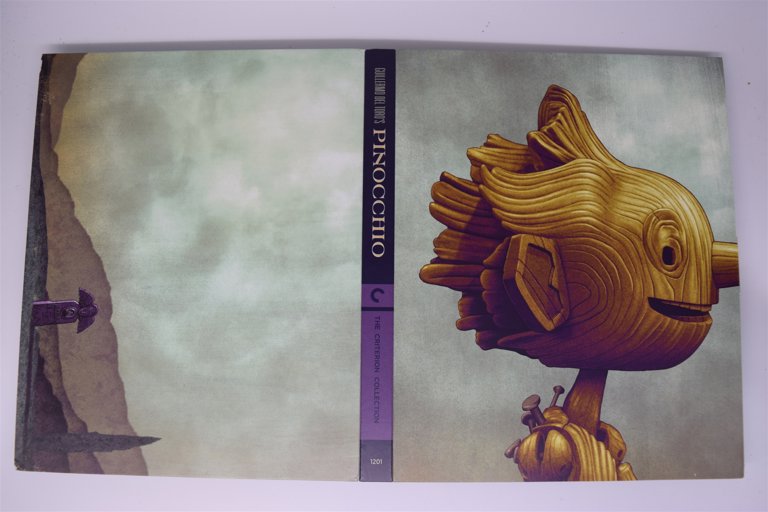 Packaging photo for Guillermo del Toro’s Pinocchio