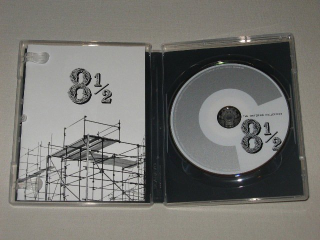 Packaging photo for 8½