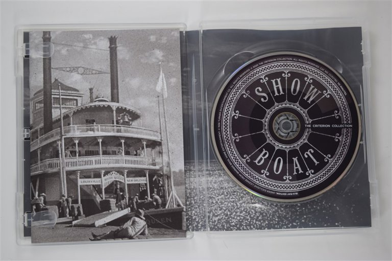 Packaging photo for Show Boat