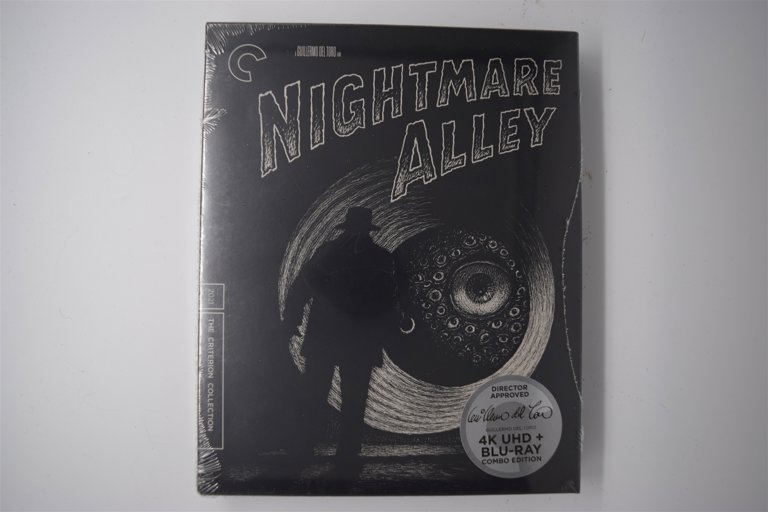 Packaging photo for Nightmare Alley
