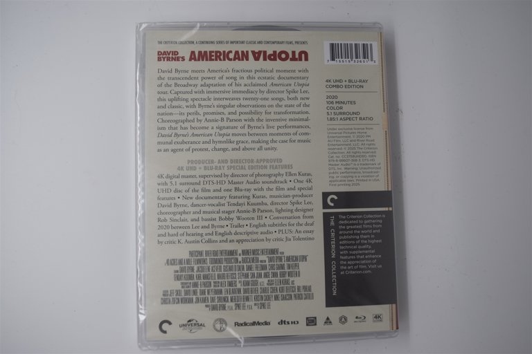 Packaging photo for David Byrne's American Utopia