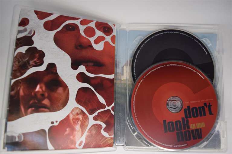 Packaging photo for Don't Look Now