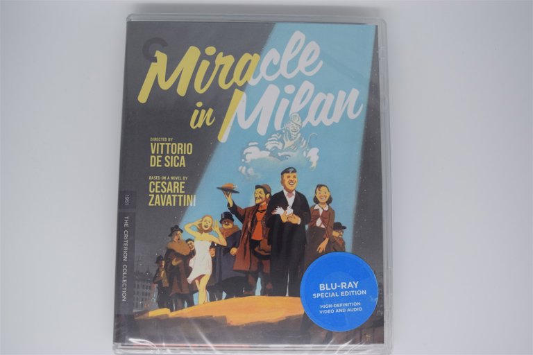 Packaging photo for Miracle in Milan
