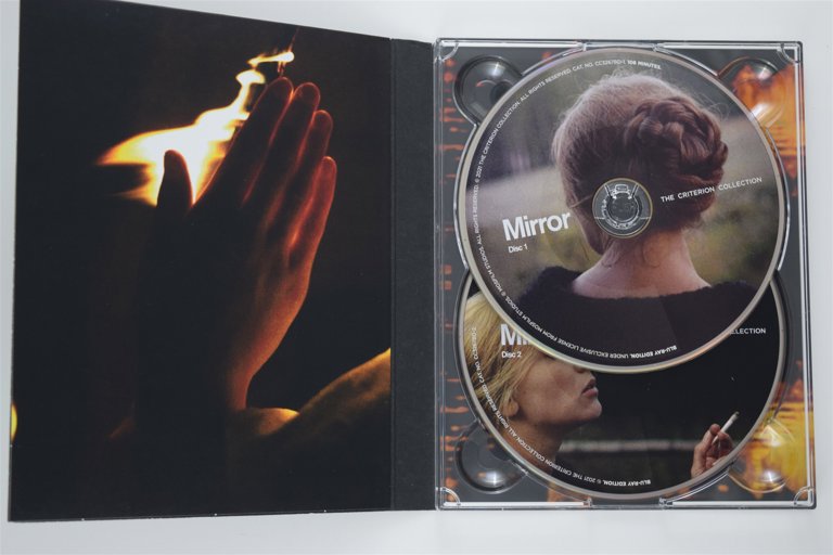 Packaging photo for Mirror