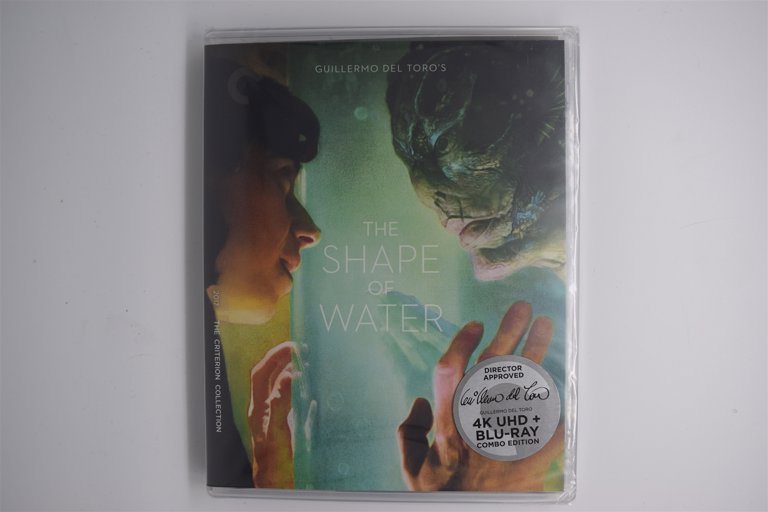 Packaging photo for The Shape of Water