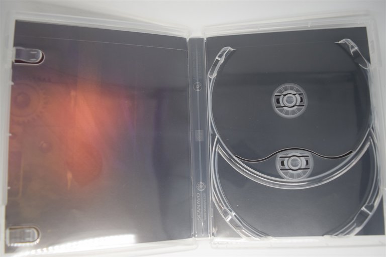 Packaging photo for Thief