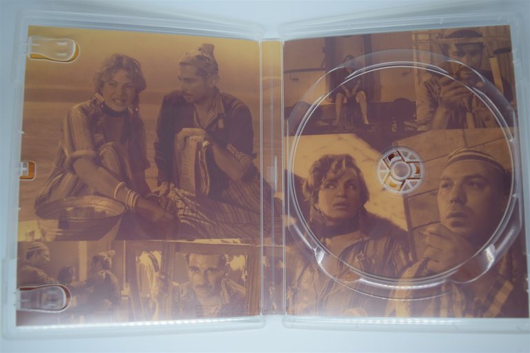 Packaging photo for Cairo Station