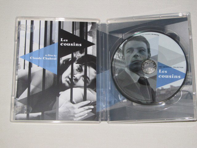 Packaging photo for Les cousins